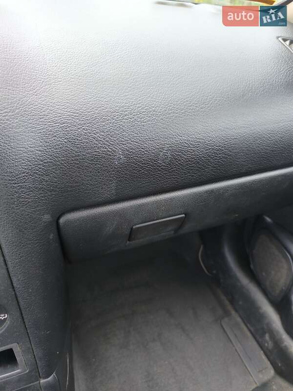 Седан Opel Astra 2000 в Львове