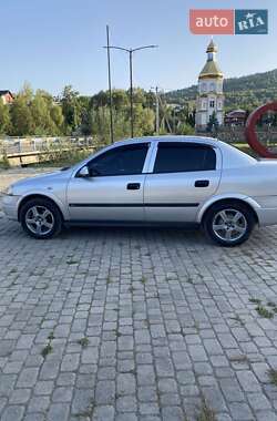 Седан Opel Astra 2000 в 
