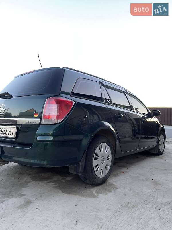 Универсал Opel Astra 2004 в Хмельницком