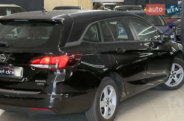Универсал Opel Astra 2016 в 