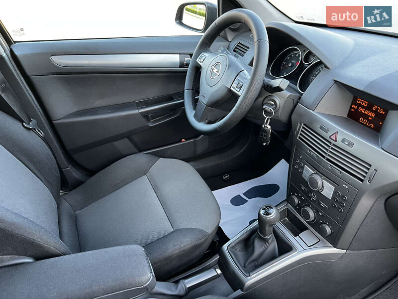 Універсал Opel Astra 2005 в Вінниці