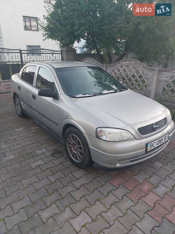 Седан Opel Astra 2006 в Жовкві фото 4 Седан Opel Astra 2006 в Жовкві