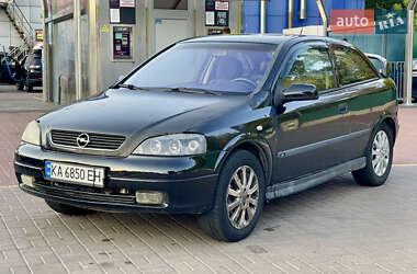 Купе Opel Astra 2002 в 
