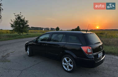 Универсал Opel Astra 2007 в 