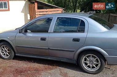 Седан Opel Astra 2006 в Полтаві