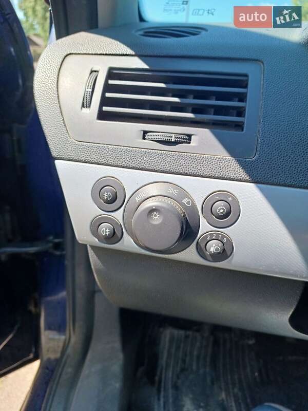 Универсал Opel Astra 2005 в Вараше фото 7 Универсал Opel Astra 2005 в Вараше