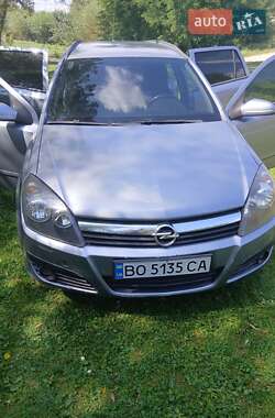 Универсал Opel Astra 2006 в Бучаче