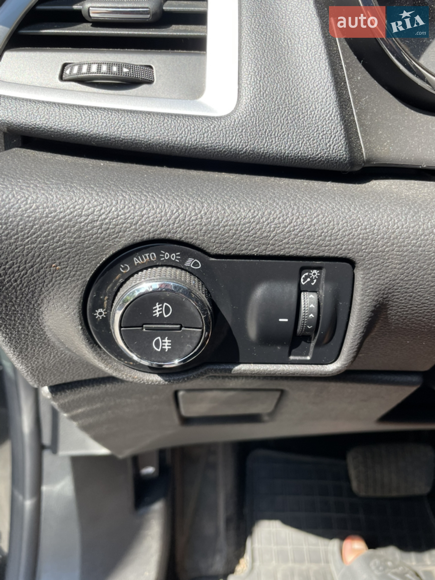 2012 Opel Astra - мініатюра 17