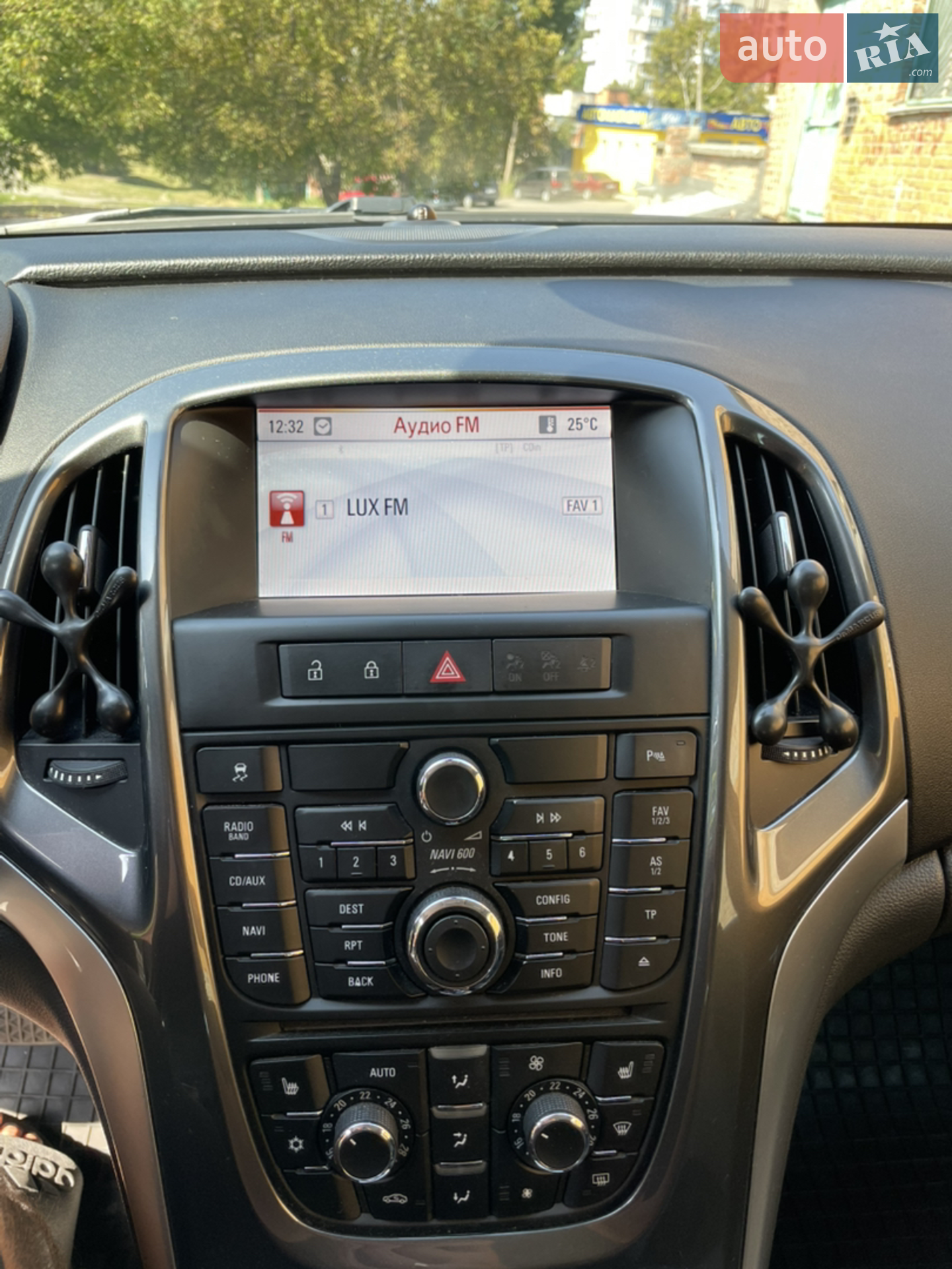 2012 Opel Astra - мініатюра 14