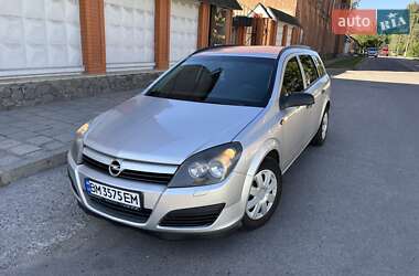Универсал Opel Astra 2005 в Ромнах