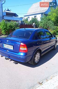 Седан Opel Astra 2003 в 