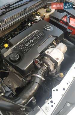 Универсал Opel Astra 2011 в 