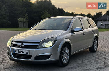 Універсал Opel Astra 2005 в Львові