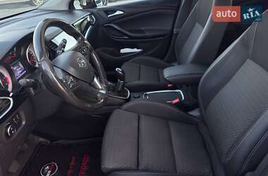 Универсал Opel Astra 2017 в 