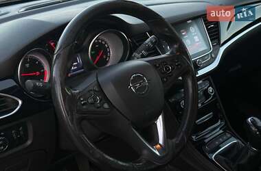 Универсал Opel Astra 2017 в 