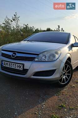 Універсал Opel Astra 2007 в Житомирі