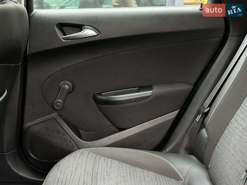 Универсал Opel Astra 2014 в Шептицькому