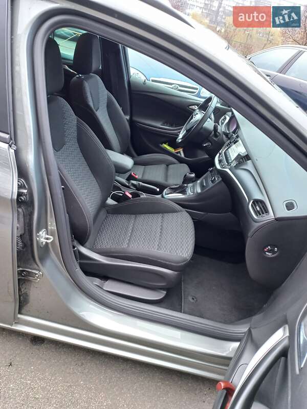 Универсал Opel Astra 2017 в Киеве фото 8 Универсал Opel Astra 2017 в Киеве