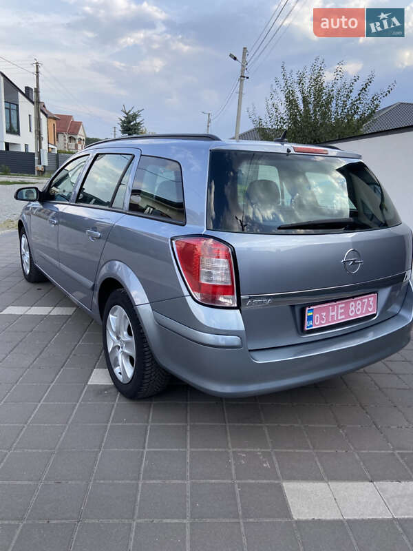 Универсал Opel Astra 2008 в Белой Церкви