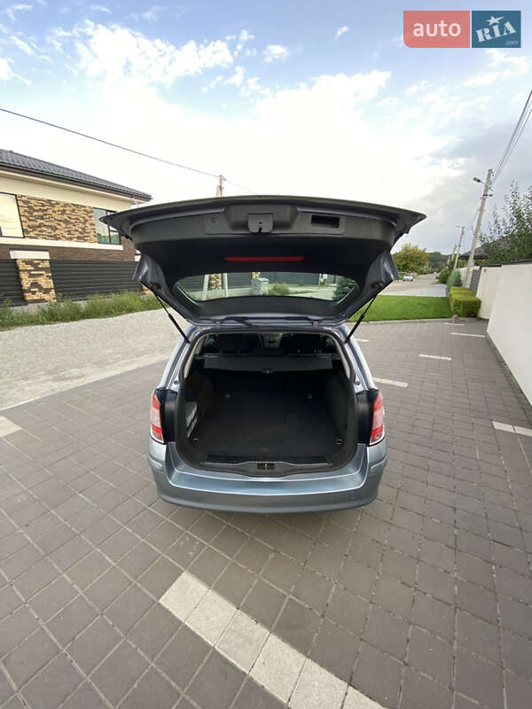 Универсал Opel Astra 2008 в Белой Церкви