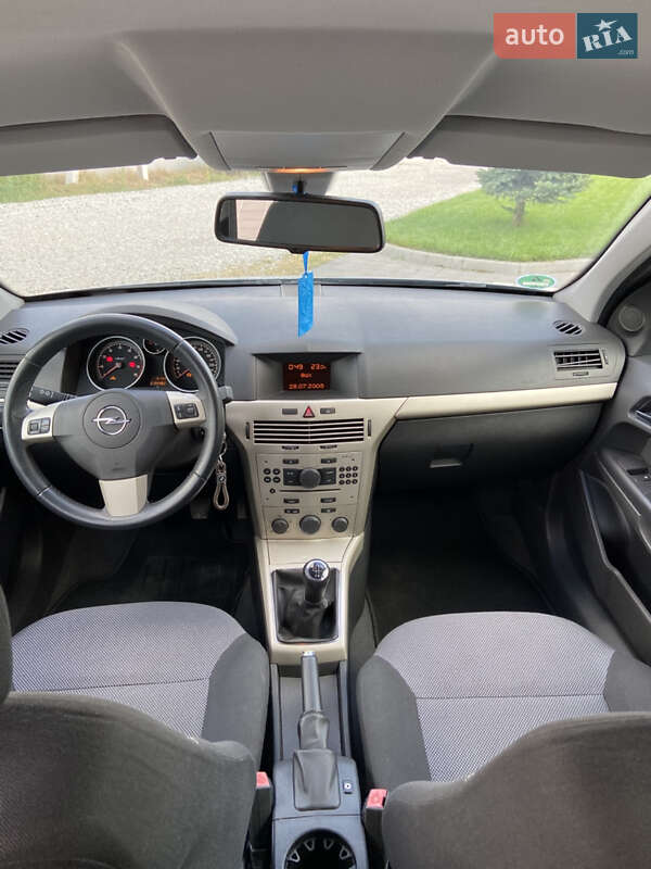 Универсал Opel Astra 2008 в Белой Церкви