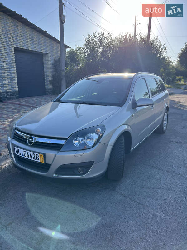 Универсал Opel Astra 2006 в Белой Церкви