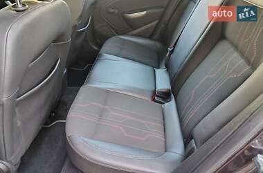 Хетчбек Opel Astra 2013 в 