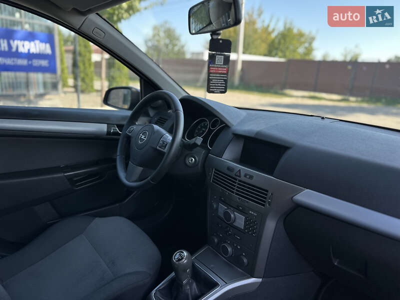 Универсал Opel Astra 2006 в Виннице