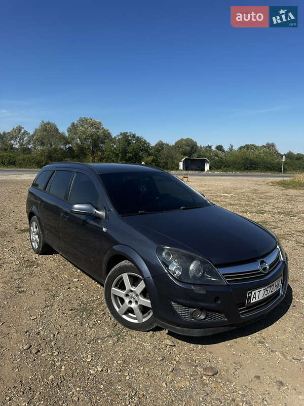 Универсал Opel Astra 2008 в 