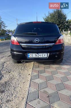 Хэтчбек Opel Astra 2006 в 