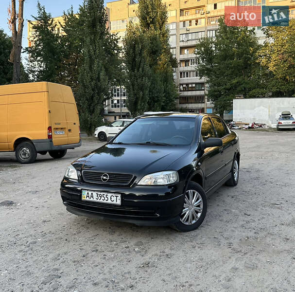 Седан Opel Astra 2007 в 