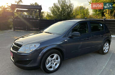 Хетчбек Opel Astra 2007 в Рівному