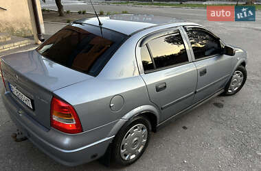 Седан Opel Astra 2007 в 
