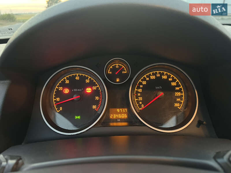 Универсал Opel Astra 2008 в Рожище