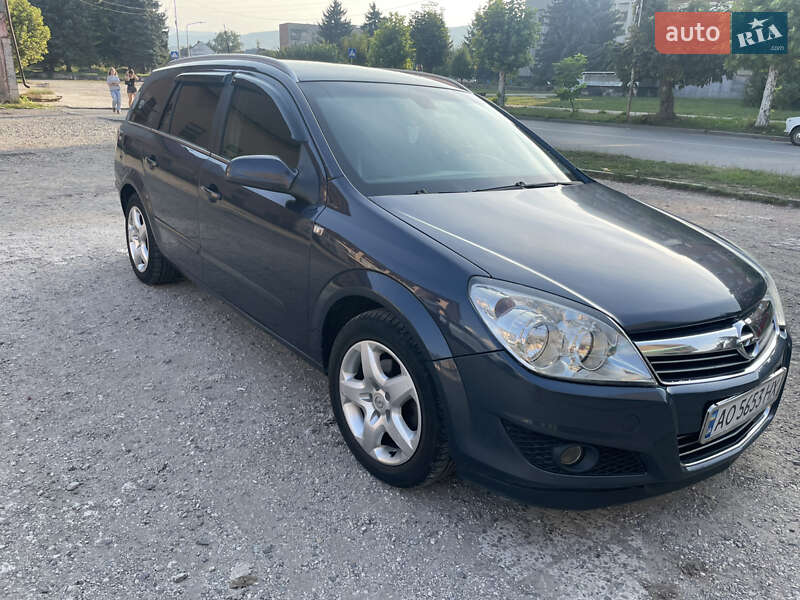 Opel Astra 2007