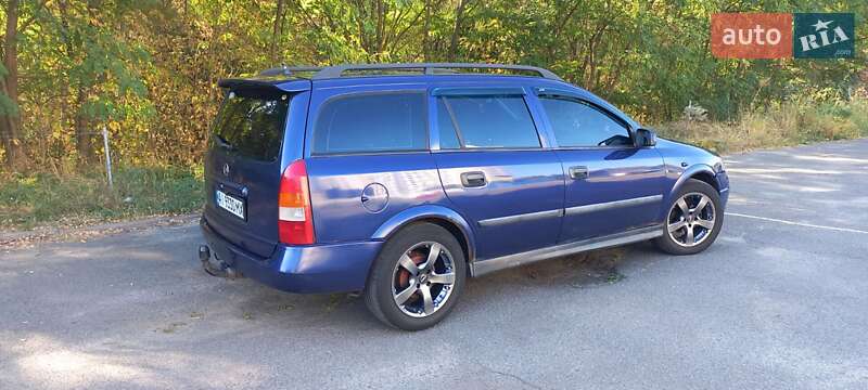 Универсал Opel Astra 2004 в Киеве