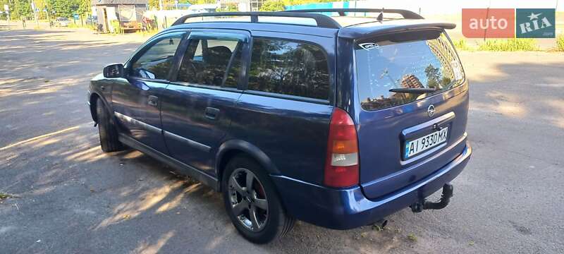 Универсал Opel Astra 2004 в Киеве