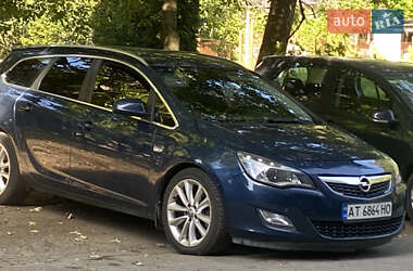 Универсал Opel Astra 2010 в Косове