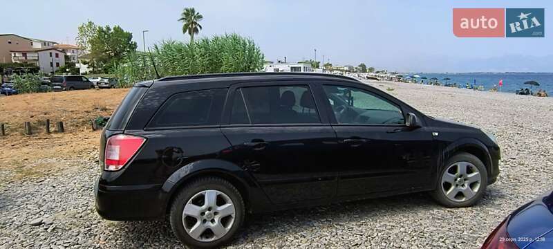 Универсал Opel Astra 2008 в Коломые