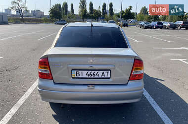 Седан Opel Astra 2008 в 