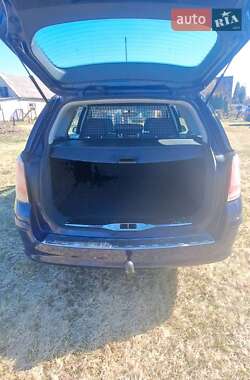 Универсал Opel Astra 2005 в 