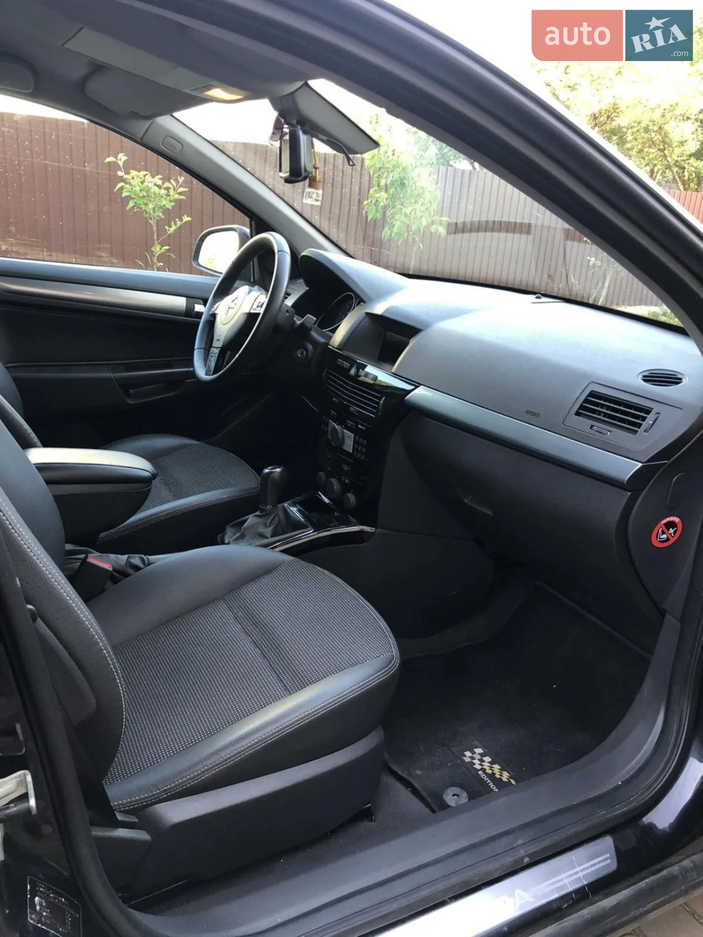 2010 Opel Astra - мініатюра 3