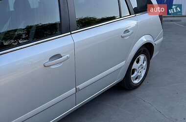 Седан Opel Astra 2005 в 