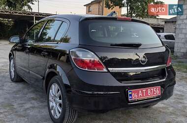 Хэтчбек Opel Astra 2009 в 
