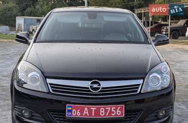 Хэтчбек Opel Astra 2009 в 