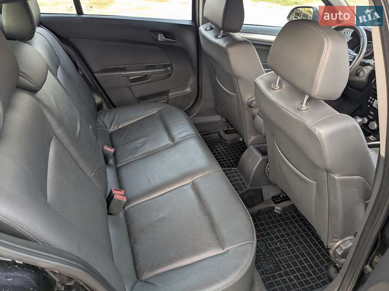 Хэтчбек Opel Astra 2009 в Звягеле