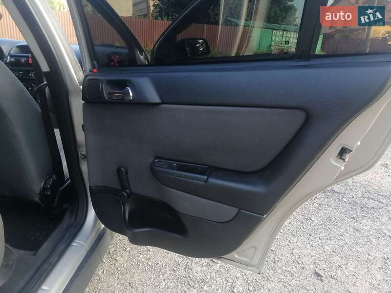 Седан Opel Astra 2008 в Казатине