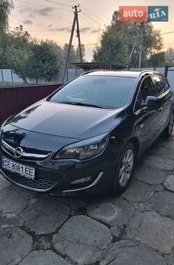 Універсал Opel Astra 2014 в Кельменцях