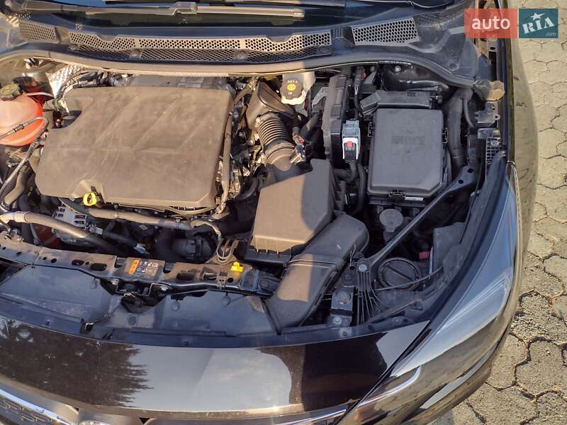 Универсал Opel Astra 2022 в Дубно