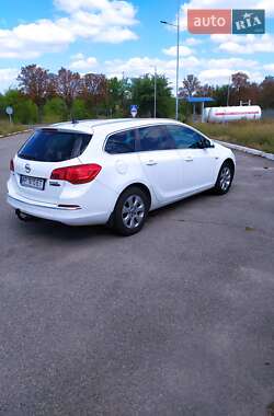 Универсал Opel Astra 2015 в 